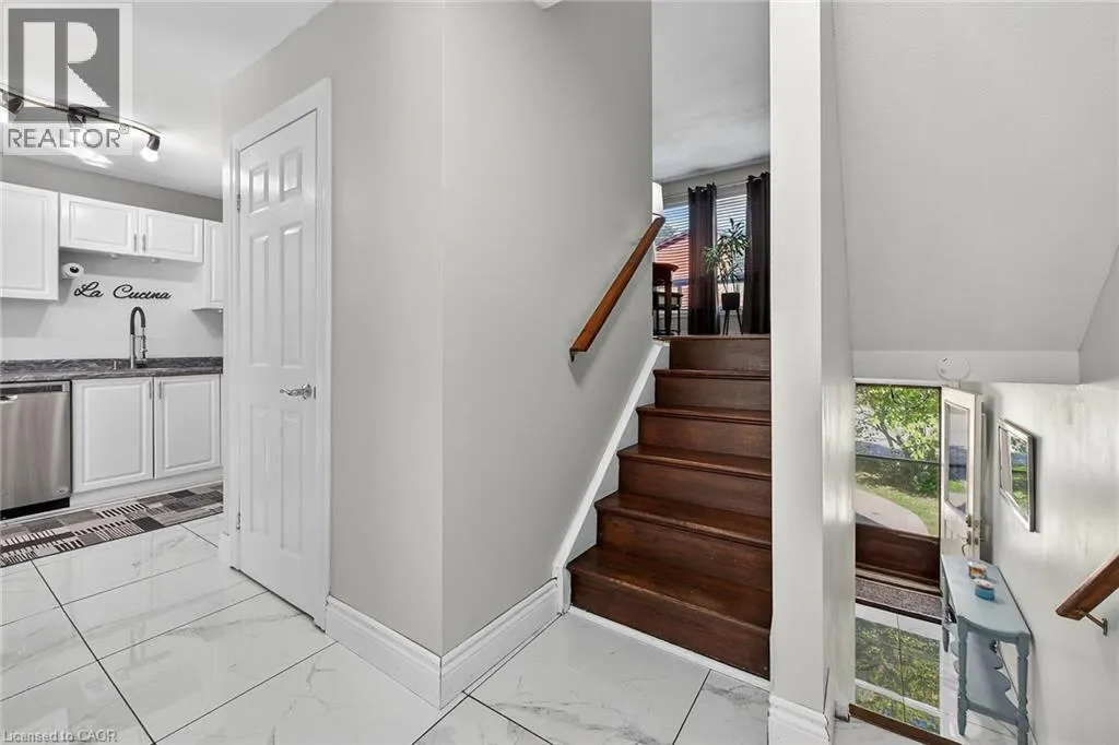 500 STONE CHURCH Road W Unit# F8, #F8