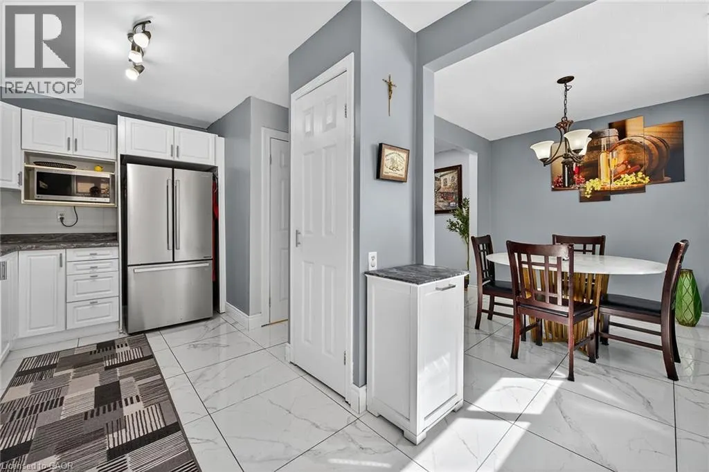 500 STONE CHURCH Road W Unit# F8, #F8