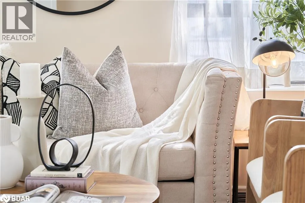 2874 KEELE Street Unit# 205, #205