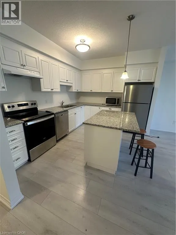 261 WOODBINE Avenue Unit# E11, #E11
