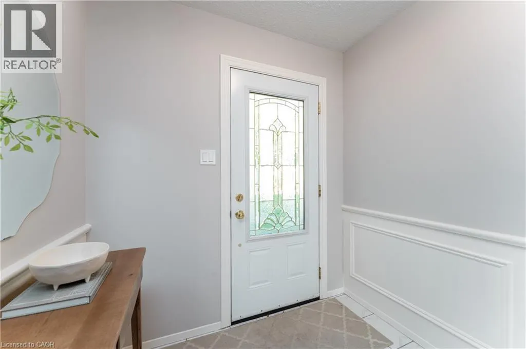 2252 UPPER MIDDLE Road Unit# 6, #6