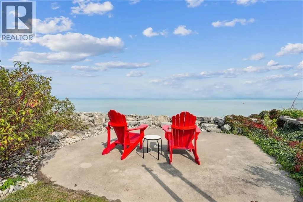 55 EDGEWATER Drive