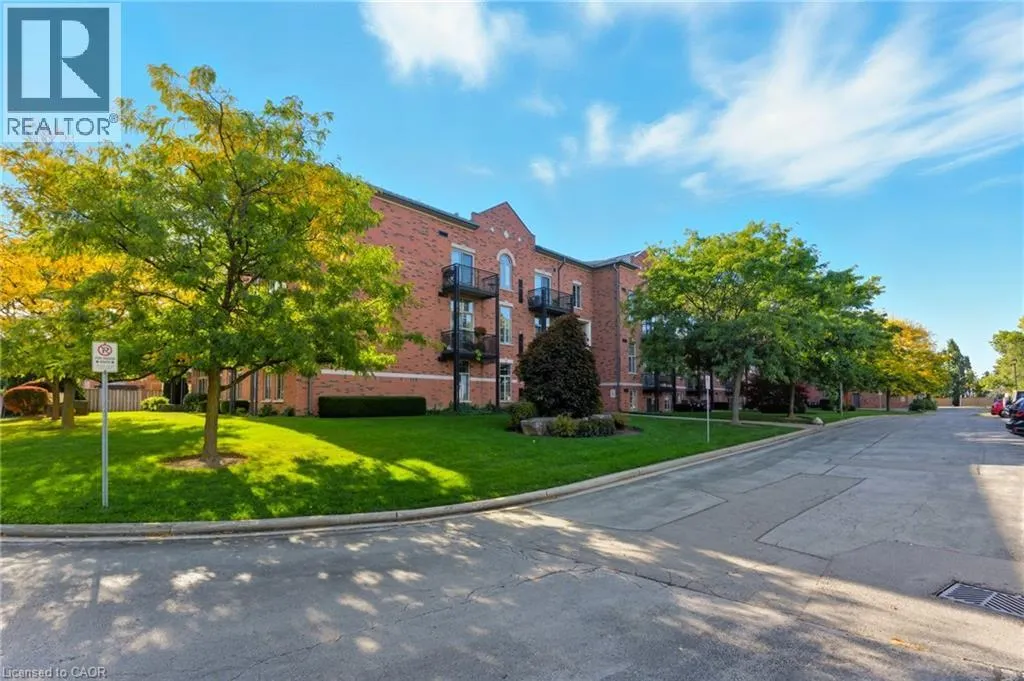 262 DUNDAS Street E Unit# 311, #311