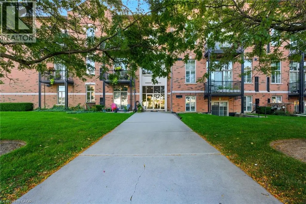 262 DUNDAS Street E Unit# 311, #311