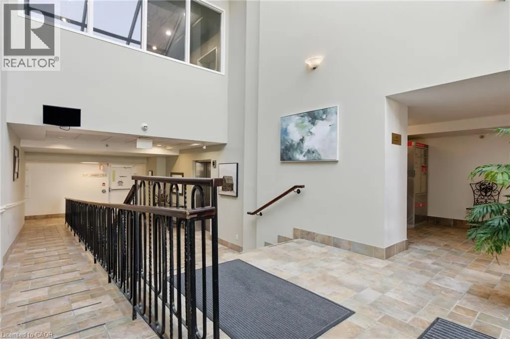 262 DUNDAS Street E Unit# 311, #311