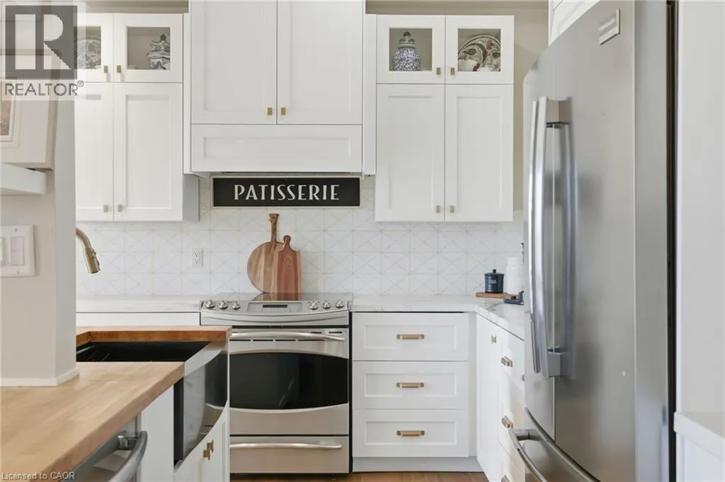 262 DUNDAS Street E Unit# 311, #311