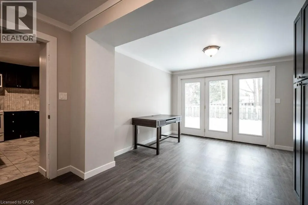 34 BURN Place Unit# 5, #5