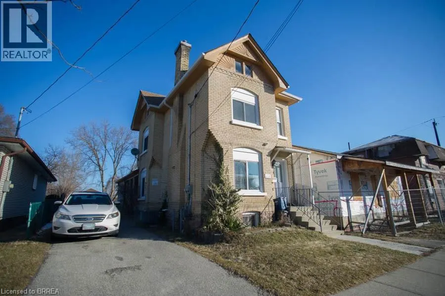 282 DARLING Street