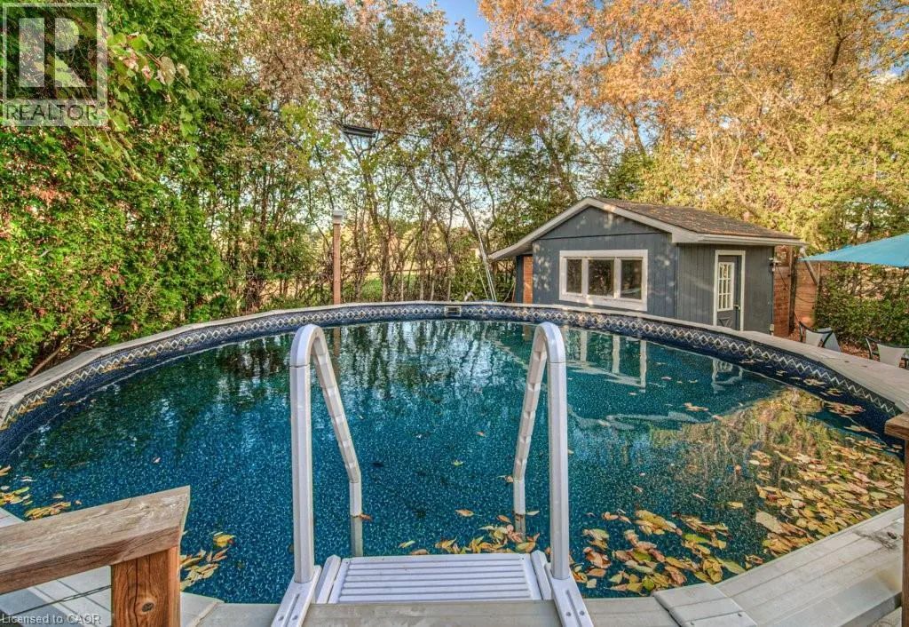 18 HILLTOP Drive
