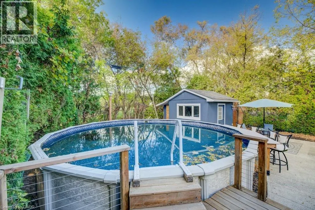 18 HILLTOP Drive