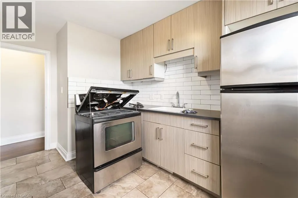 2189 KING Street E Unit# 12, #12