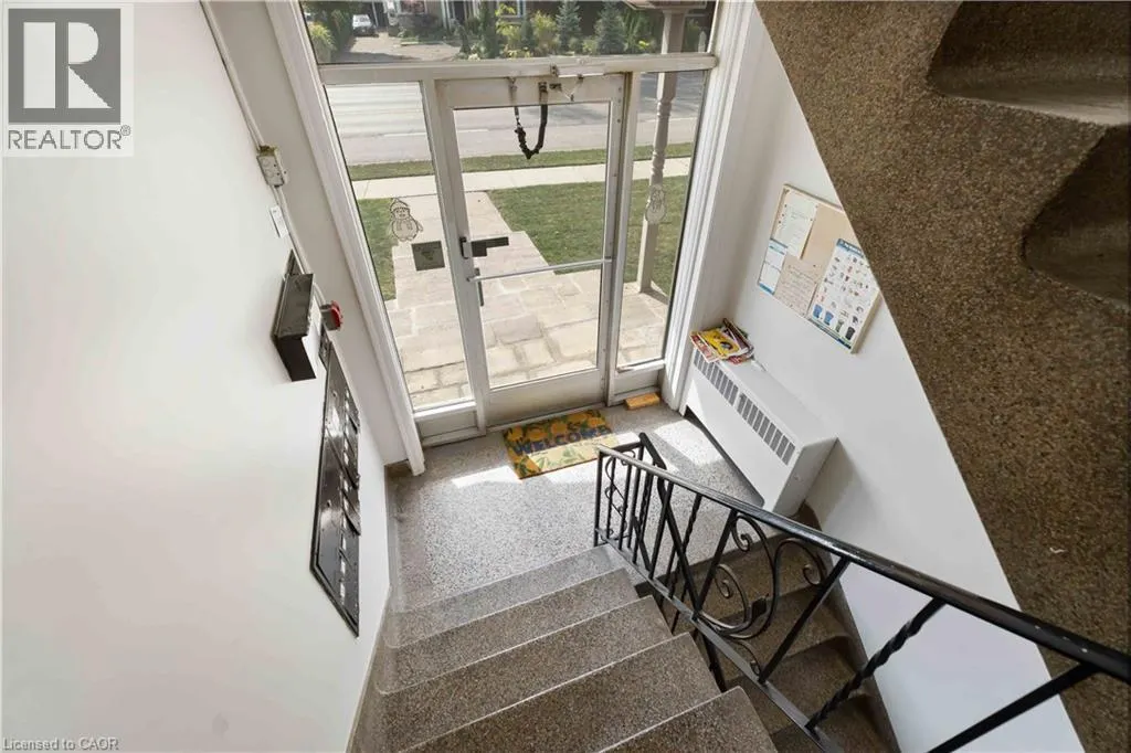 2189 KING Street E Unit# 12, #12