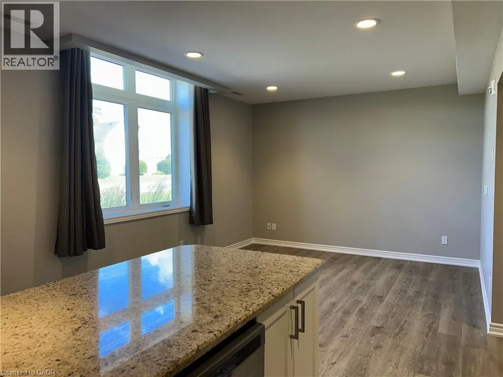 992 WINDHAM CENTRE Road Unit# 7, #7