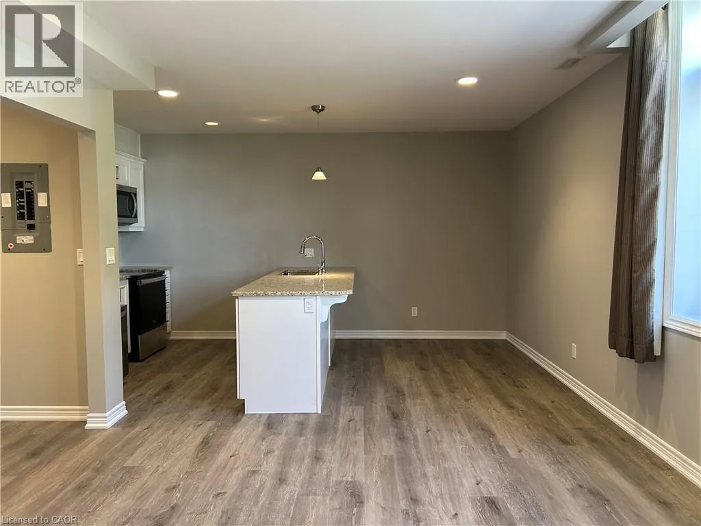 992 WINDHAM CENTRE Road Unit# 7, #7