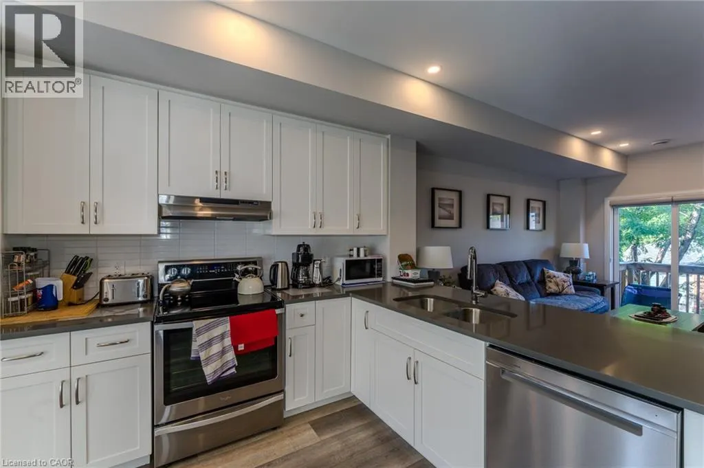 720 GREY Street Unit# 29, #29