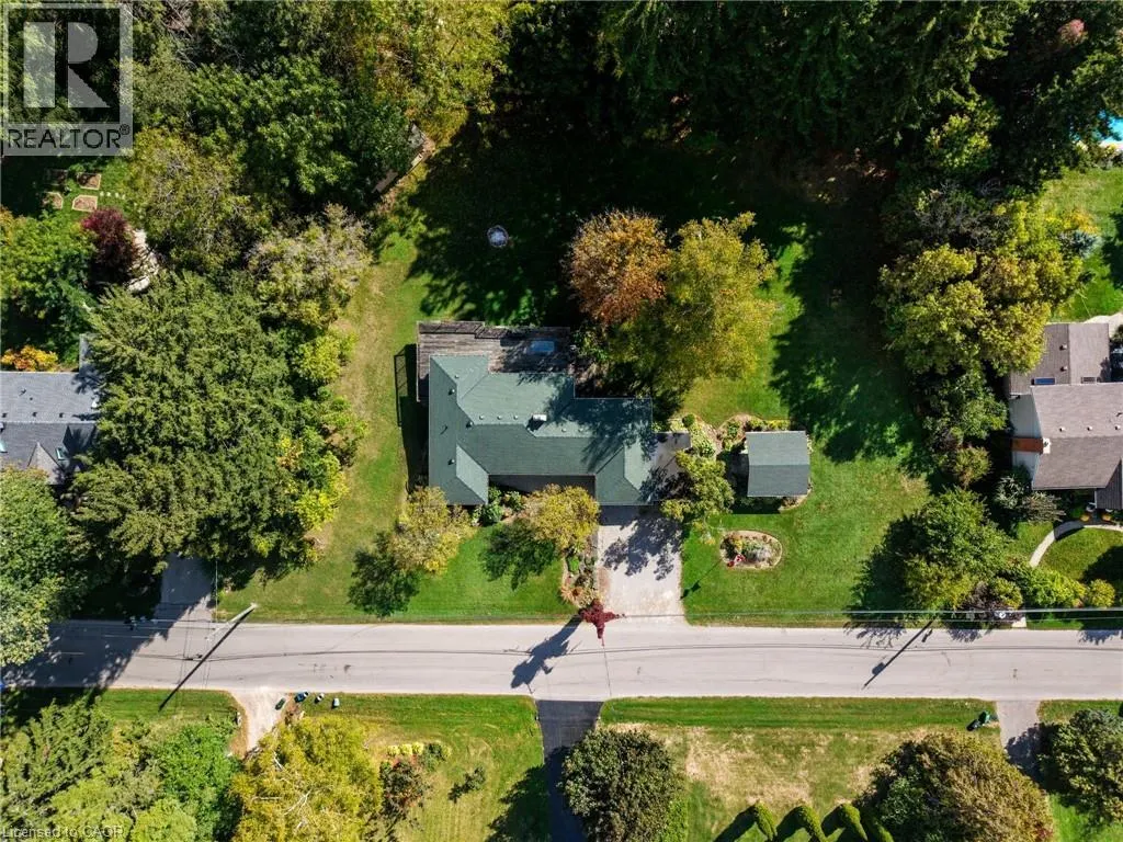 136 HILLCREST Avenue