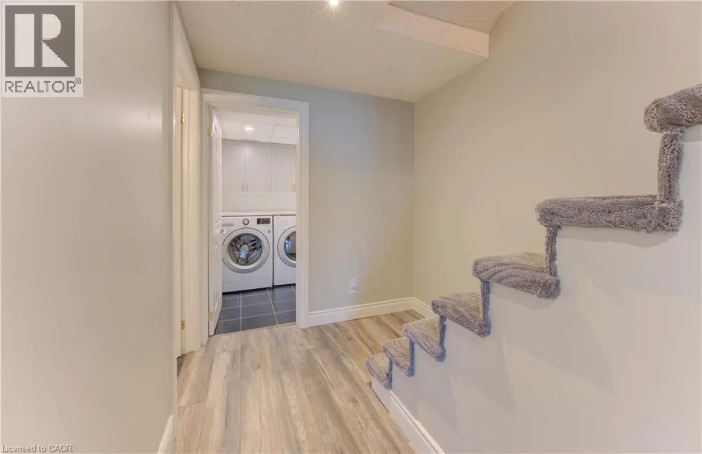 84 MONTANA Crescent