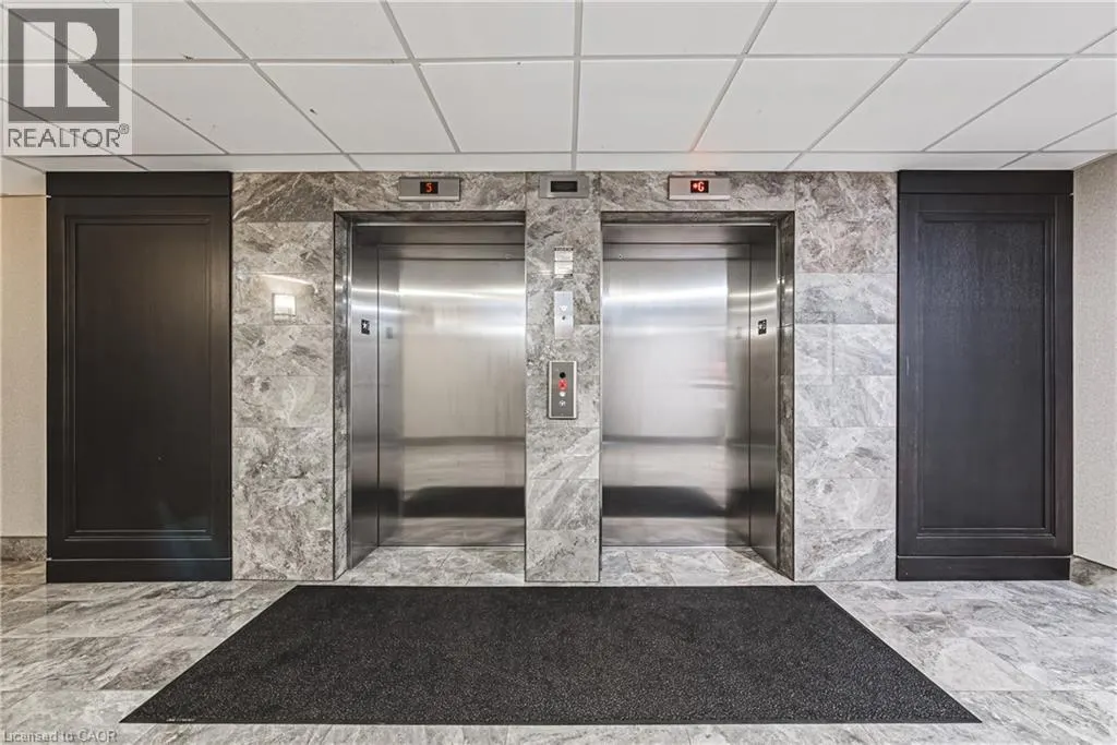 125 SHOREVIEW PLACE Place Unit# 28, #28