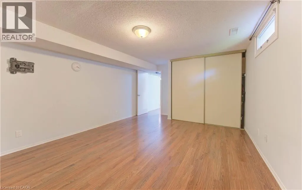 143 CLEARWATER Crescent