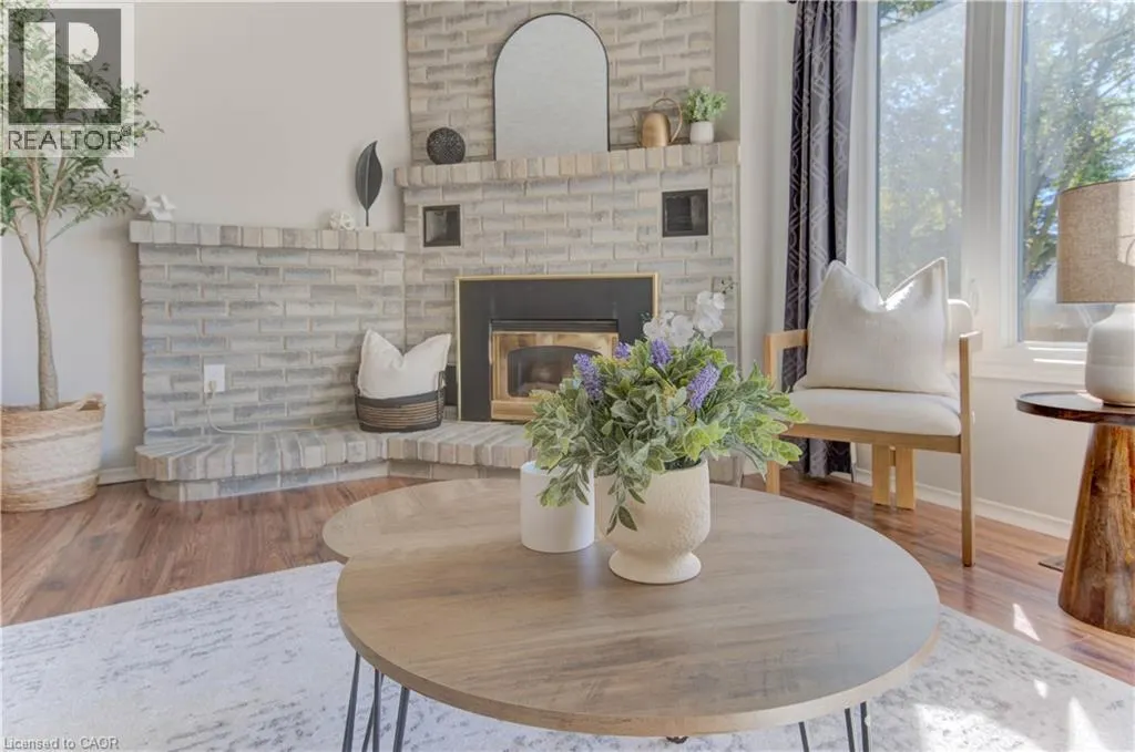 143 CLEARWATER Crescent