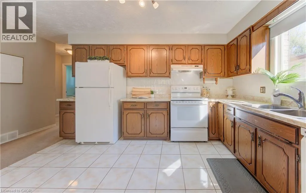 143 CLEARWATER Crescent