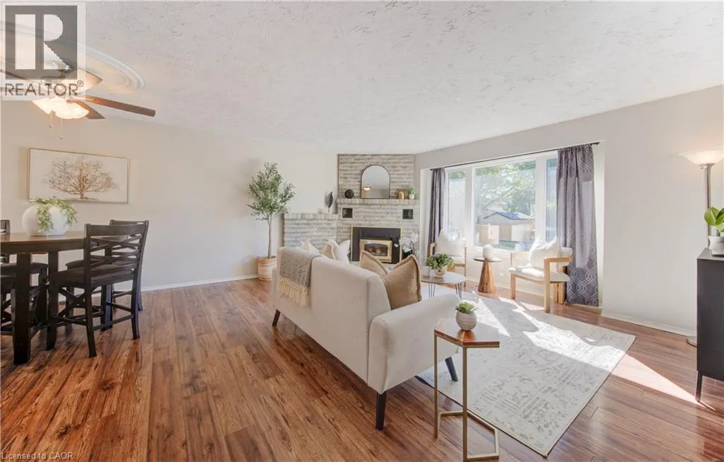 143 CLEARWATER Crescent