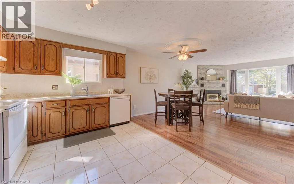143 CLEARWATER Crescent
