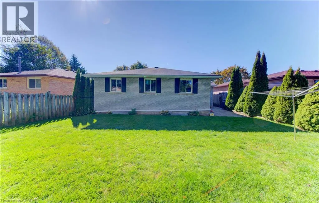 143 CLEARWATER Crescent