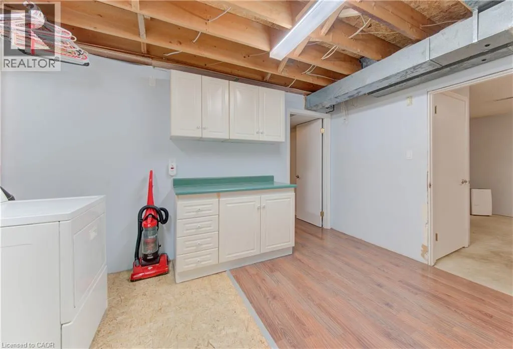 143 CLEARWATER Crescent