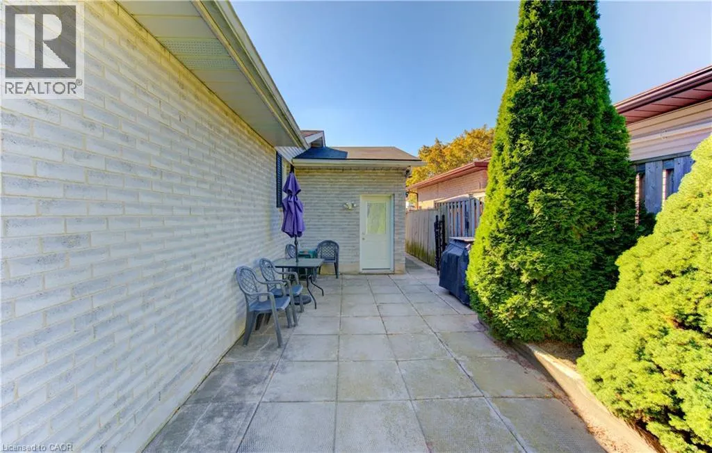 143 CLEARWATER Crescent