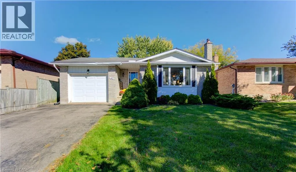 143 CLEARWATER Crescent