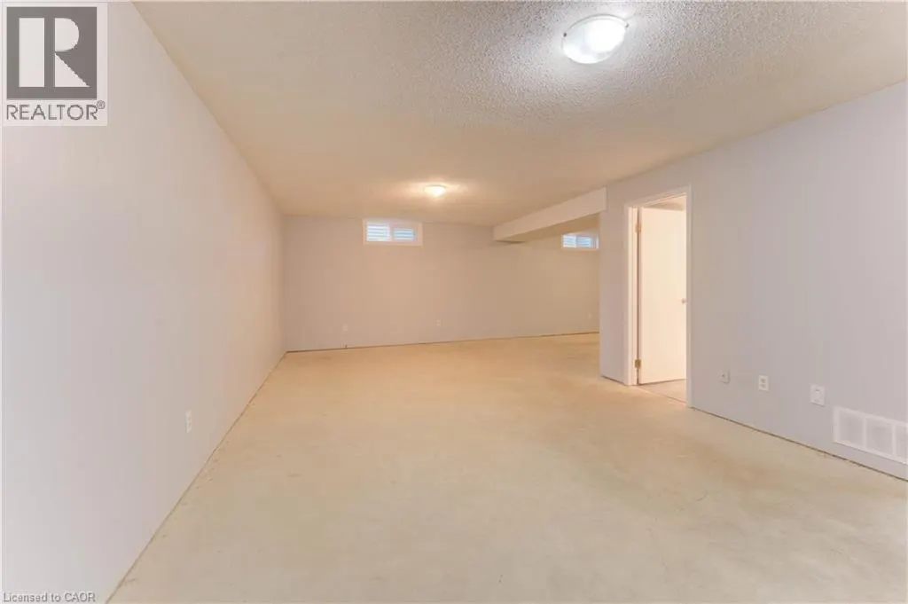 143 CLEARWATER Crescent