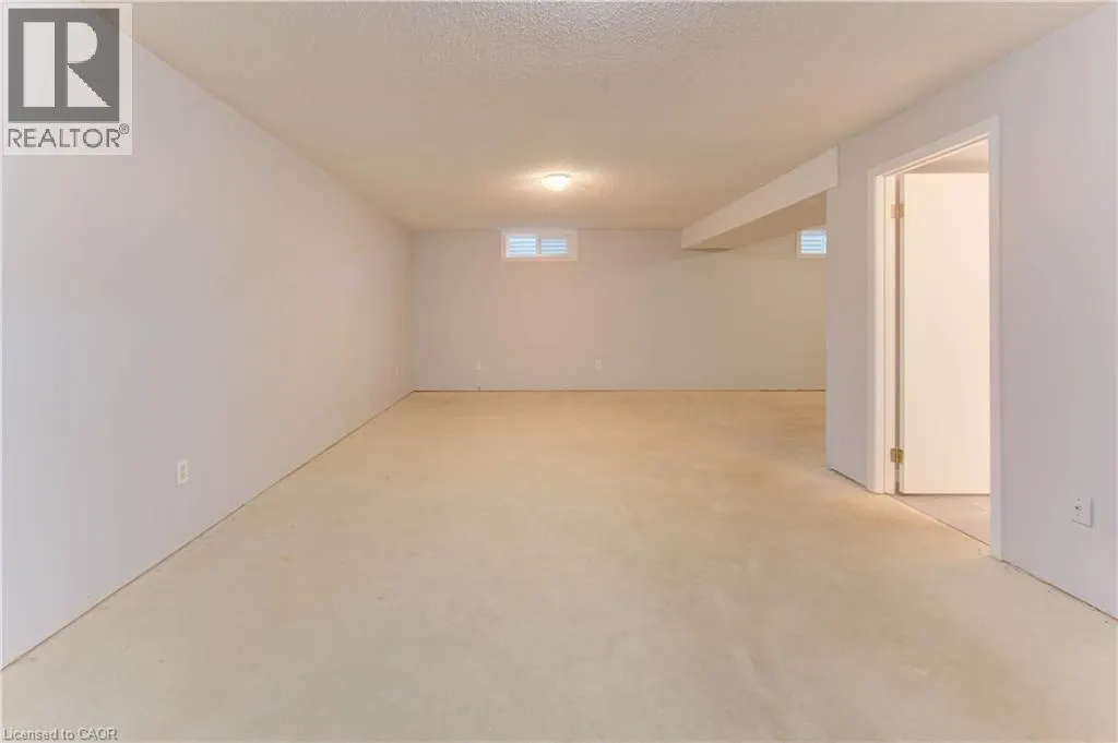 143 CLEARWATER Crescent