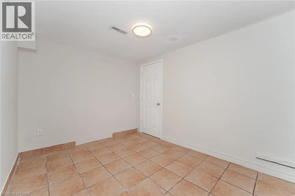 3783 KEENAN Crescent