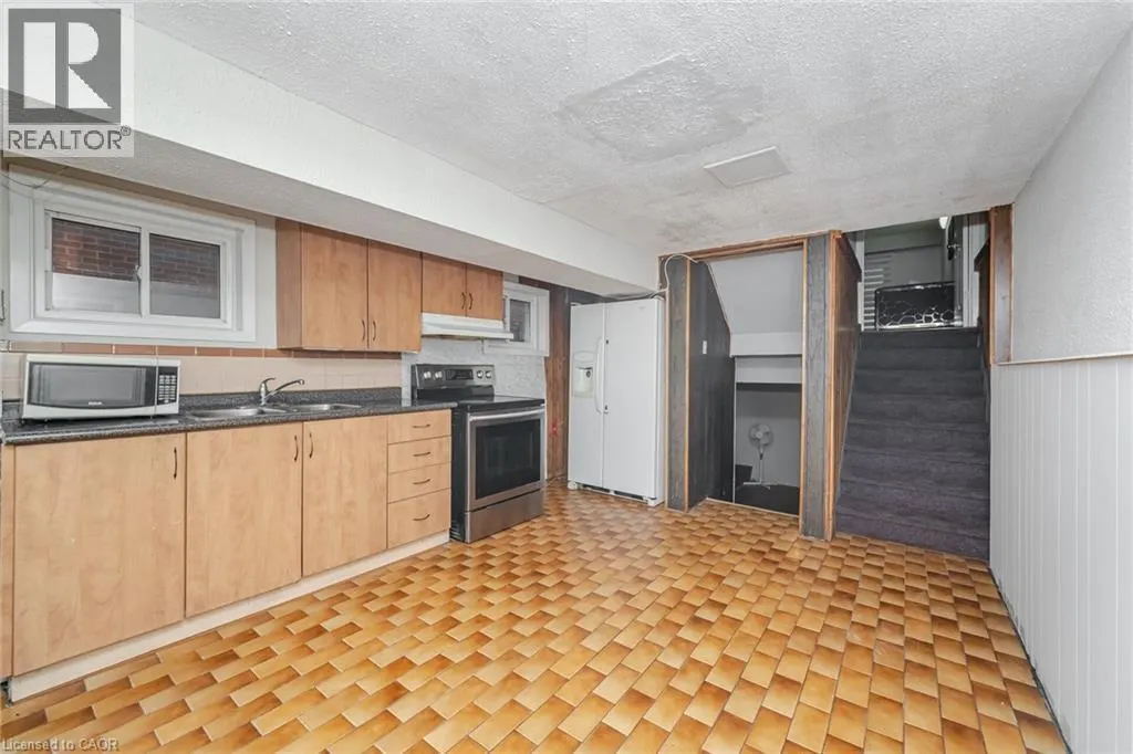 3783 KEENAN Crescent