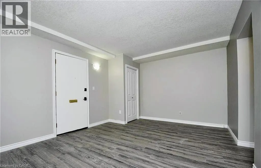 233 WESTMINSTER Drive S Unit# 14, #14