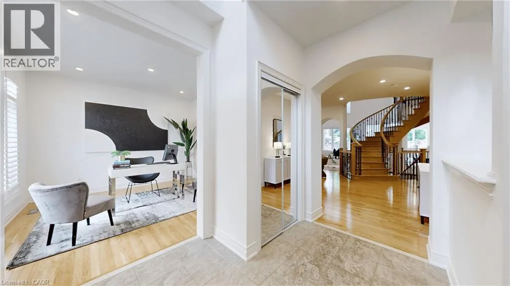 2238 LYNDHURST Drive