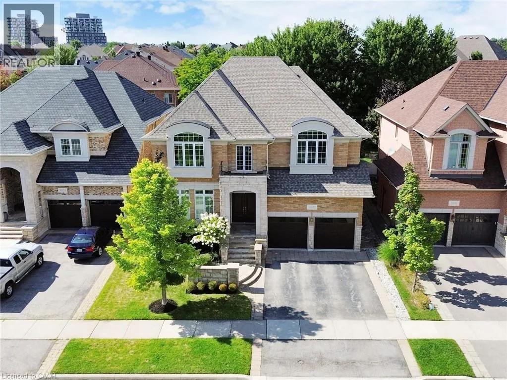 2238 LYNDHURST Drive