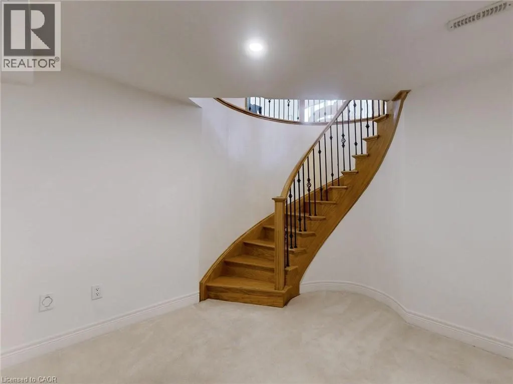 2238 LYNDHURST Drive