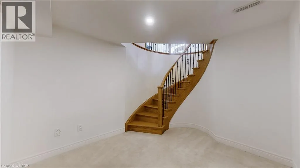 2238 LYNDHURST Drive