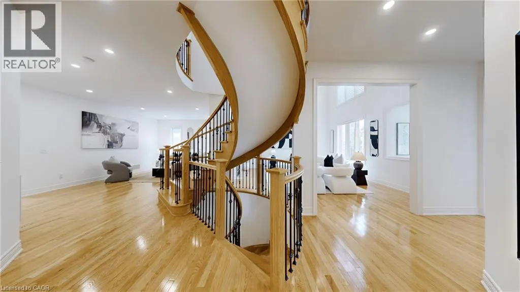 2238 LYNDHURST Drive