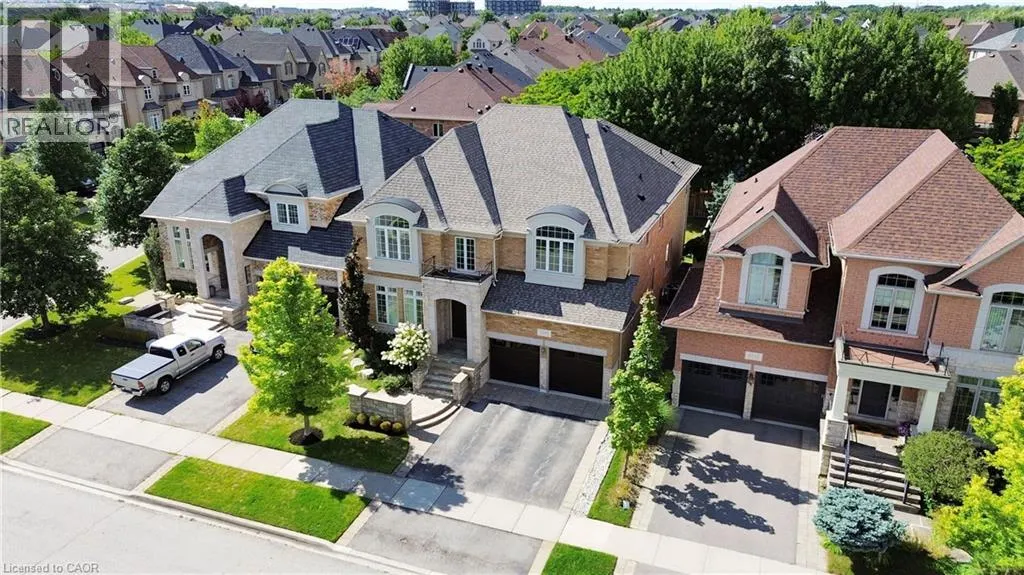 2238 LYNDHURST Drive