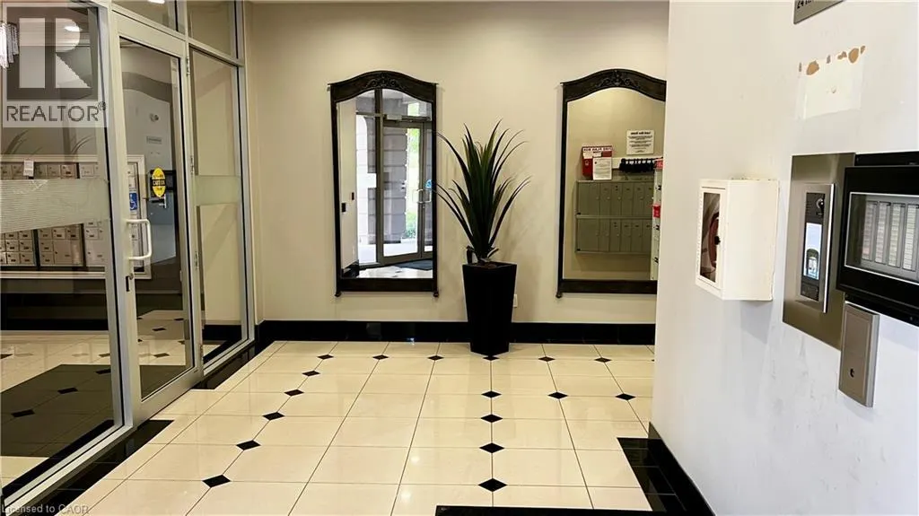 5327 UPPER MIDDLE Road Unit# 212, #212