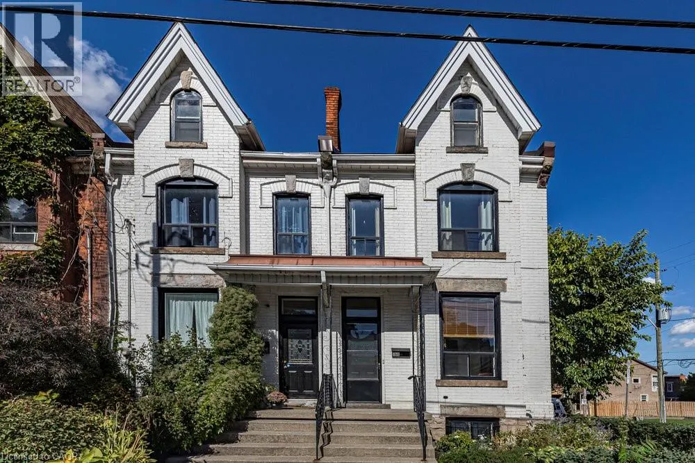 166 MARKET Street