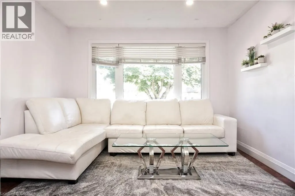 131 CARLYLE Drive