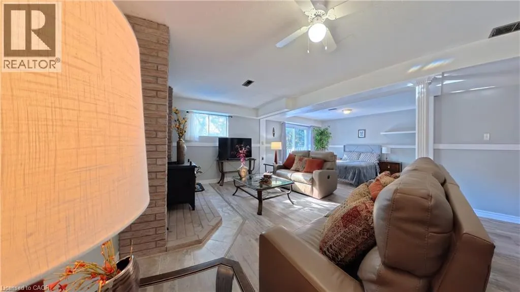 131 CARLYLE Drive