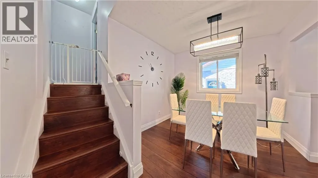 131 CARLYLE Drive