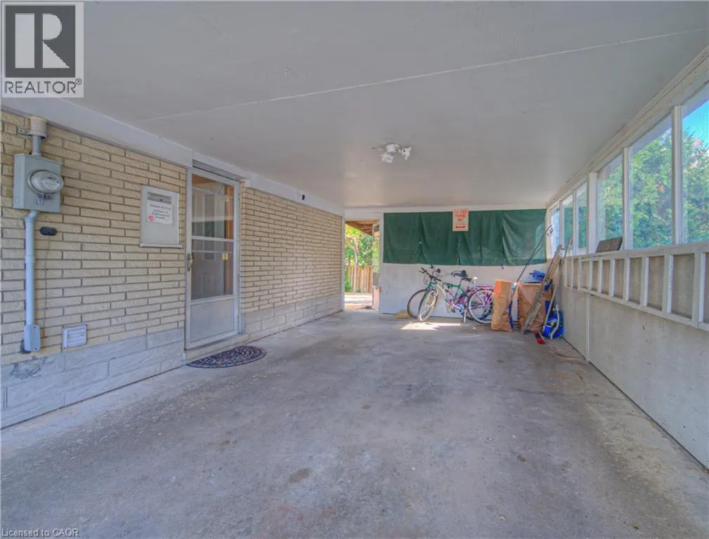 33 DONLEY Street