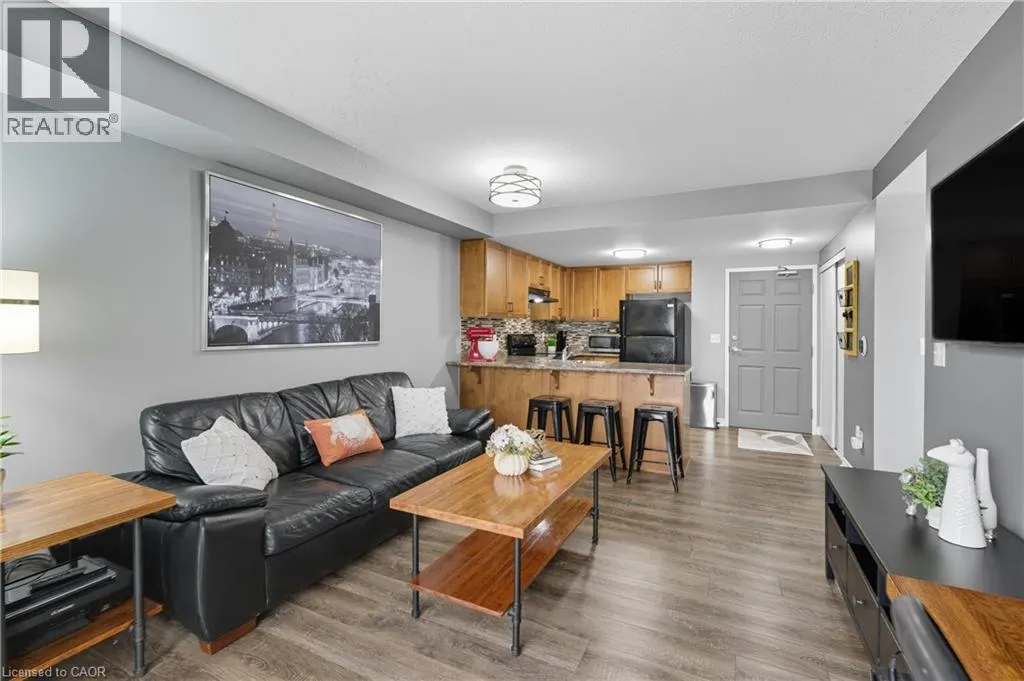 67 KINGSBURY SQUARE Square SW Unit# 411, #411