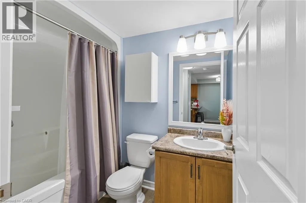 67 KINGSBURY SQUARE Square SW Unit# 411, #411